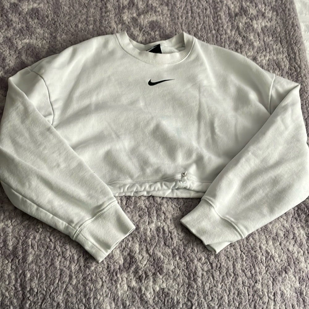 Nike cropped sweatshirt